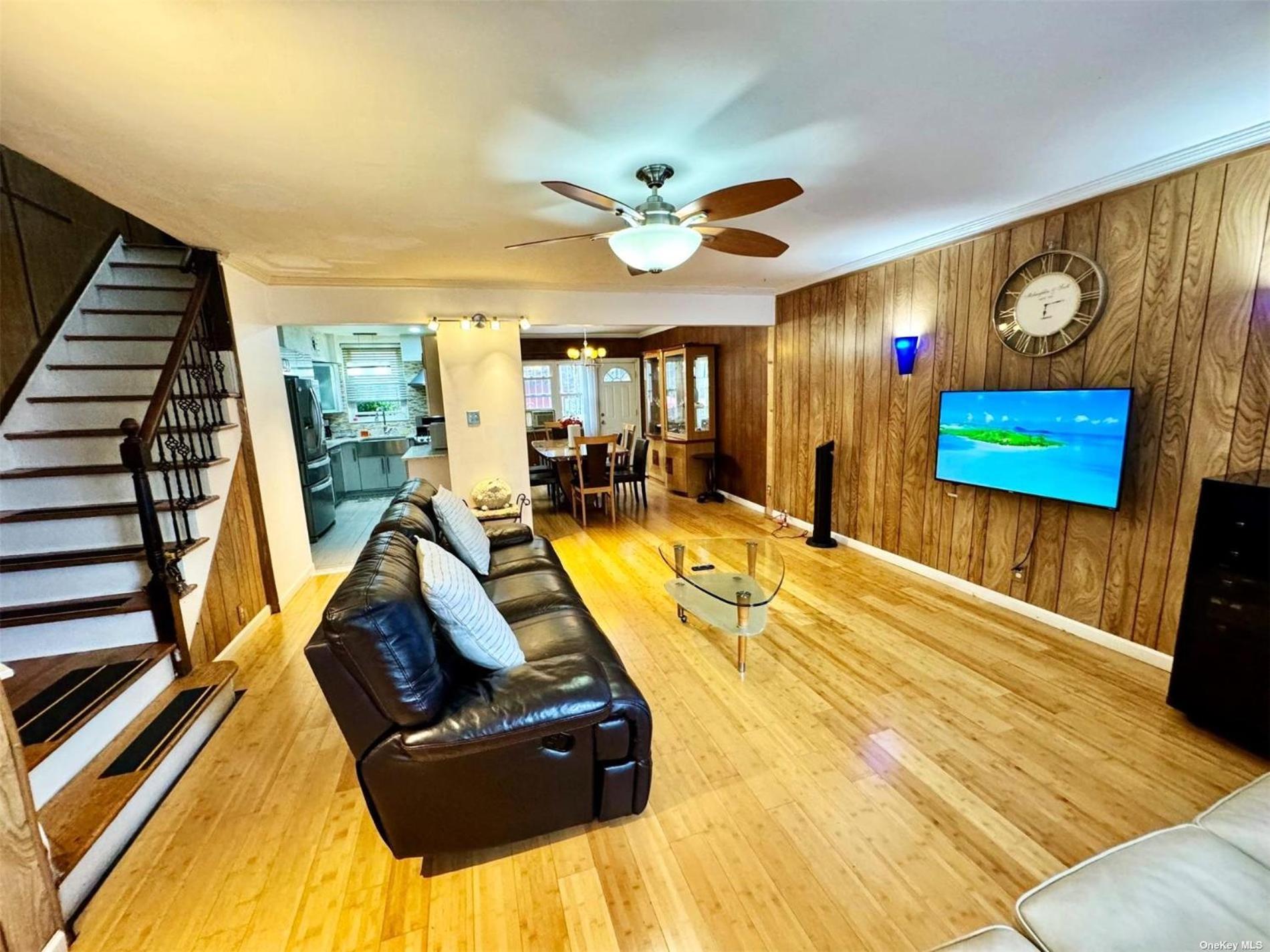 Lga Airport 3 Mins, 3 Bedroom Duplex House, Parking And Private Backyard, 9Mins Subway! Нью-Йорк Екстер'єр фото